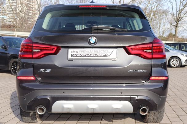 BMW X3 xDrive30e M 215 kW image number 6