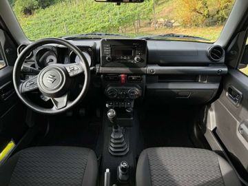 Car image 10