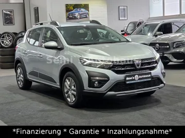 Car image 2