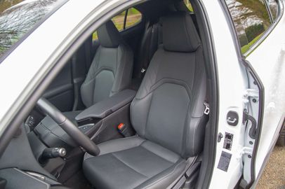 Car image 31