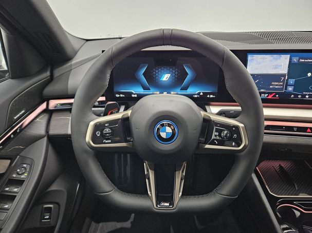 BMW i5 eDrive40 250 kW image number 24