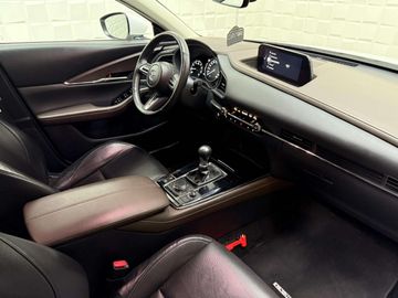 Car image 31