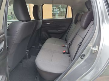 Car image 15