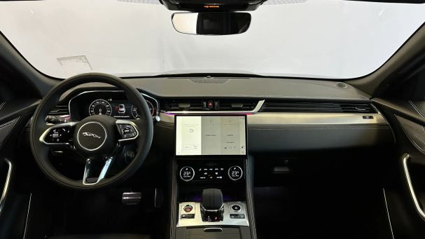 Jaguar F-Pace D200 R-Dynamic S AWD 150 kW image number 8