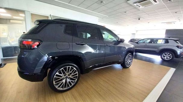 Jeep Compass 1.5 T4 Summit 96 kW image number 19