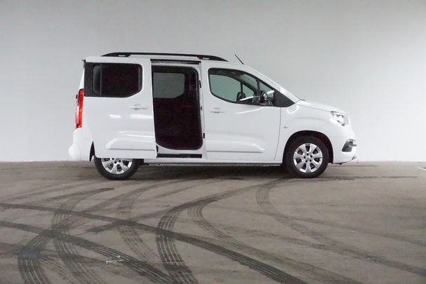 Opel e-Combo Life Ultimate 100 kW image number 6