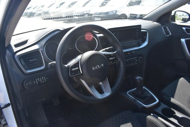 Kia Ceed 1.0 T-GDi 74 kW image number 9