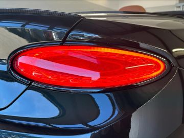 Car image 33
