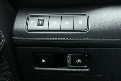 Car image 50