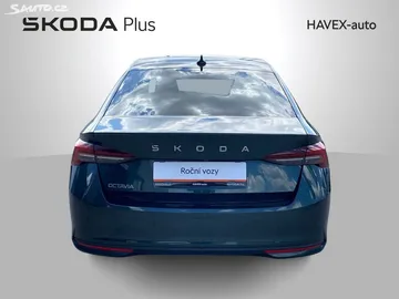 Car image 32