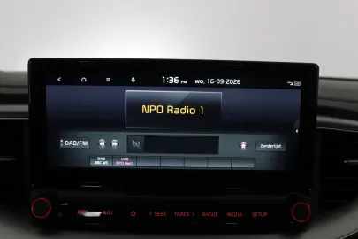 Car image 36