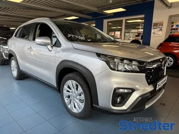 Car image 3