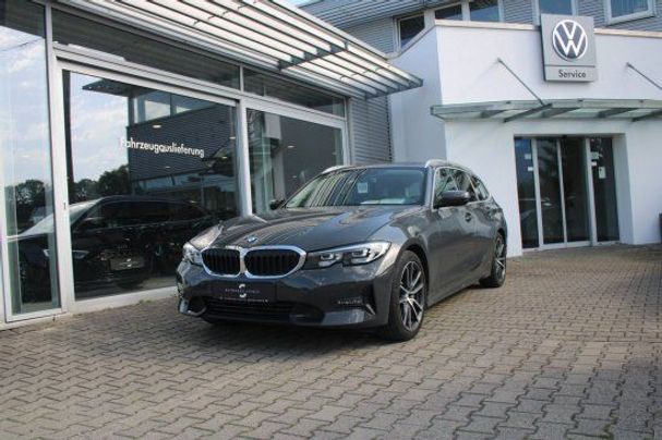 BMW 330d Touring xDrive Sport Line 195 kW image number 3