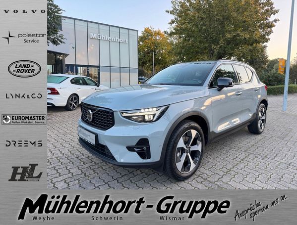 Volvo XC40 B4 Plus Dark DKG 145 kW image number 1