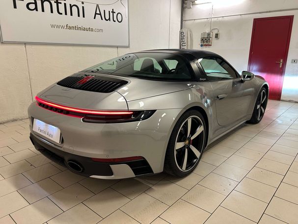 Porsche 992 Carrera 4S 331 kW image number 3