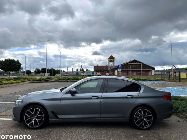 BMW 520d xDrive Sport Line 140 kW image number 8