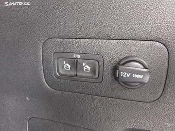 Car image 33