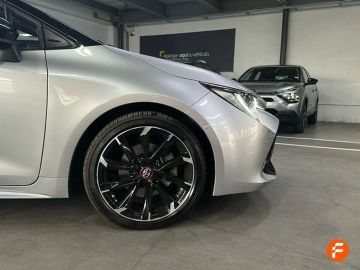 Car image 23