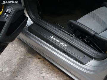 Car image 37