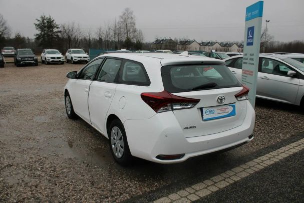 Toyota Auris 73 kW image number 8