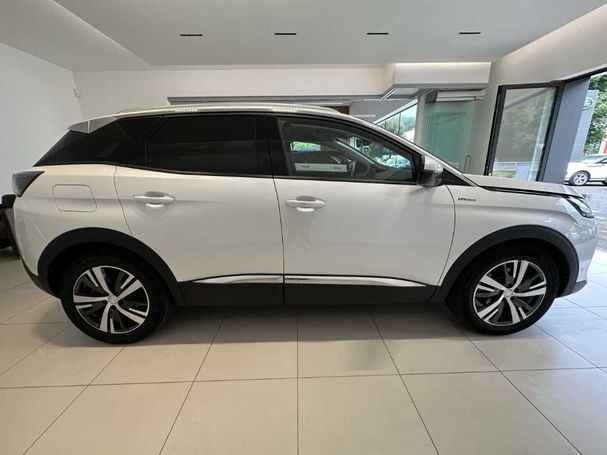 Peugeot 3008 Hybrid e-EAT8 165 kW image number 5