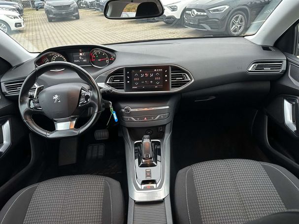 Peugeot 308 SW 130 EAT8 96 kW image number 8