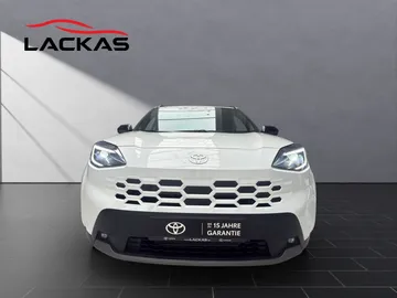 Car image 3
