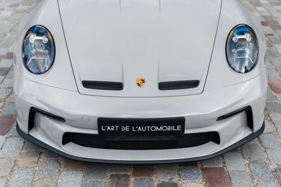 Car image 37