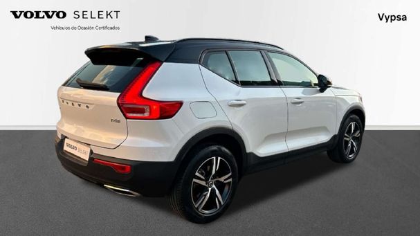 Volvo XC40 T4 140 kW image number 7