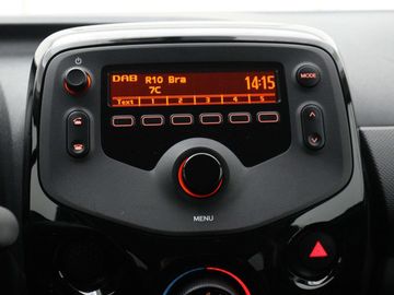 Car image 33