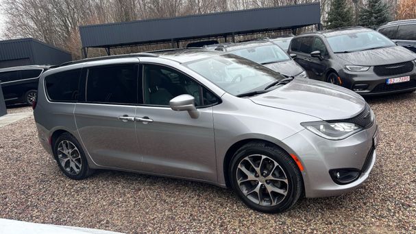 Chrysler Pacifica 211 kW image number 3