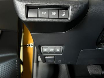 Car image 23