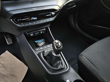 Car image 21