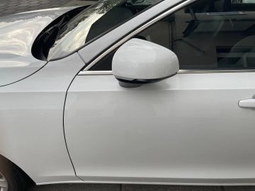 Car image 49