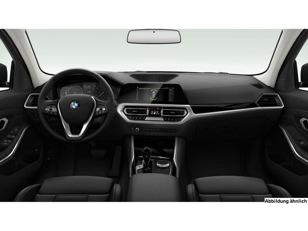 BMW 320i 135 kW image number 5