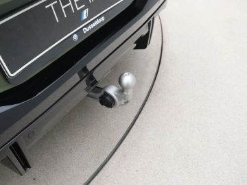 Car image 35