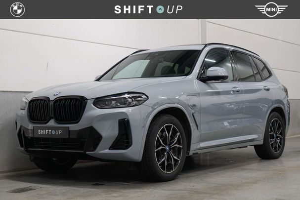 BMW X3 xDrive30e 215 kW image number 1