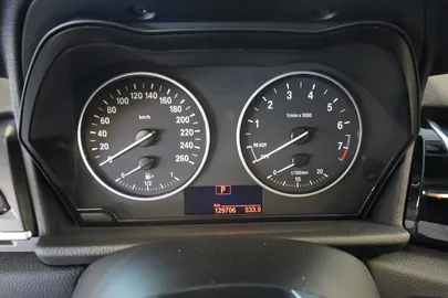 Car image 35