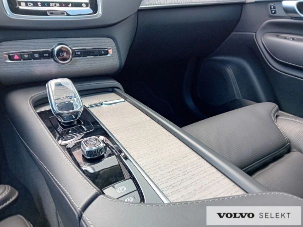 Volvo XC90 AWD 173 kW image number 26