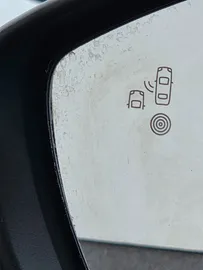 Car image 38
