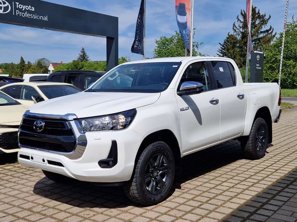 Toyota Hilux D Double Cab 2.4 4D 110 kW image number 1