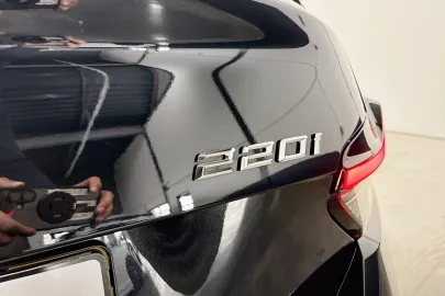 Car image 30