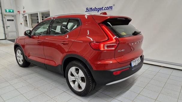 Volvo XC40 B4 Momentum 147 kW image number 3