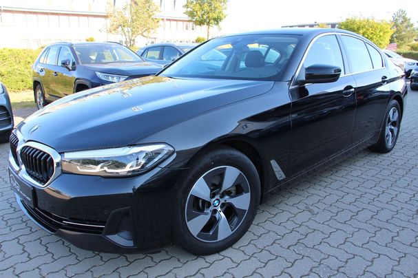 BMW 520i 135 kW image number 1