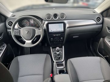 Car image 11