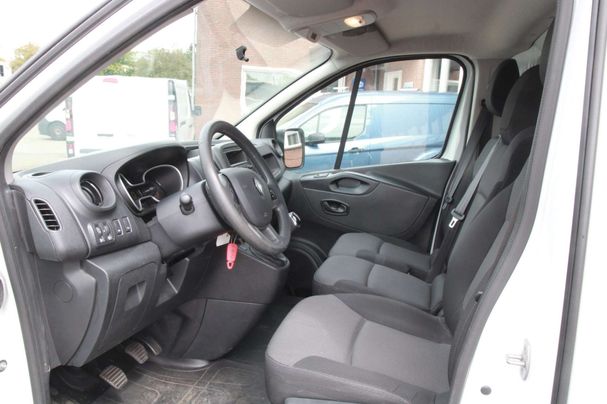 Renault Trafic dCi 120 88 kW image number 5