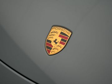 Car image 35
