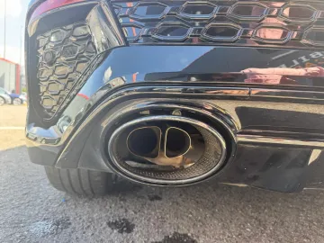 Car image 42