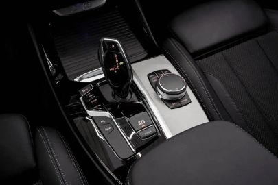 Car image 36