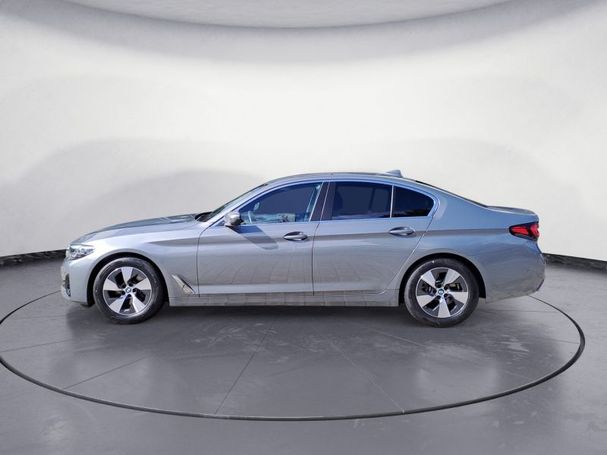 BMW 520i 135 kW image number 3